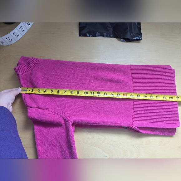 GAP 100% cotton women Sweater relax fit size small in GREAT used condition - Picture 13 of 13